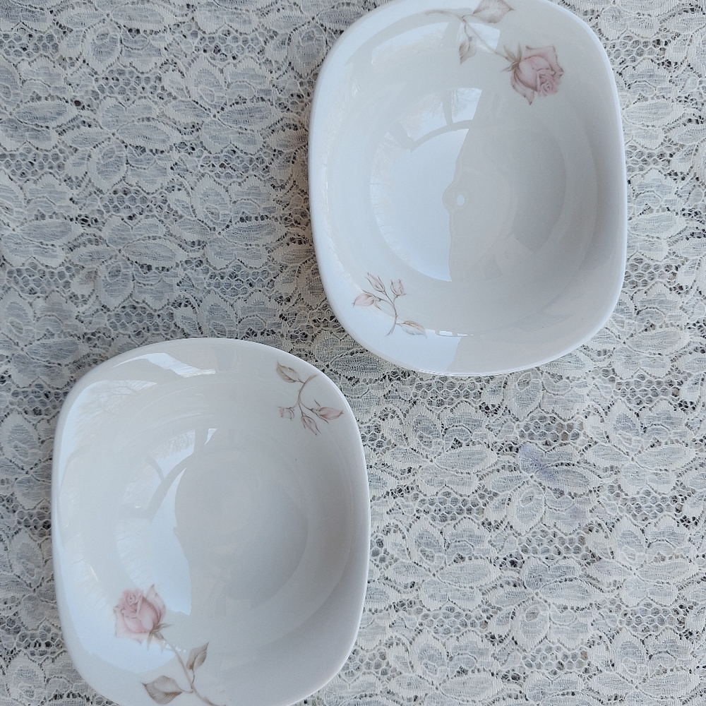 2 Mid Century Era Bowls Rose Pattern Iroquois Impromptu by Ben Seibel
